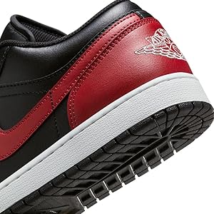 Nike Air Jordan 1 Low ブラック/レッド Amazon | [ナイキ] エア ジョーダン 1 ロー AIR JORDAN 1 LOW